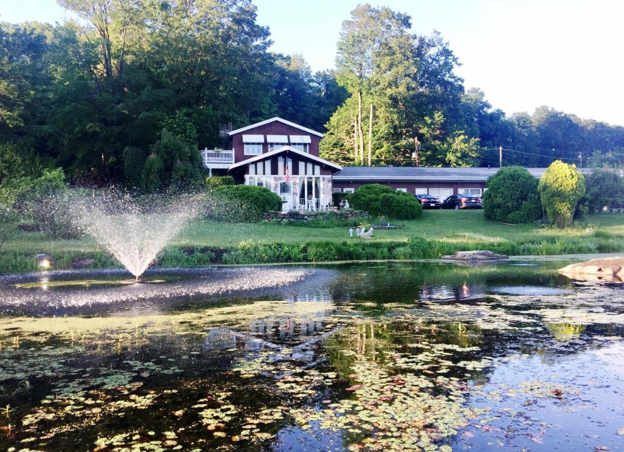 Lake Moc A Tek Inn Lakeville Экстерьер фото