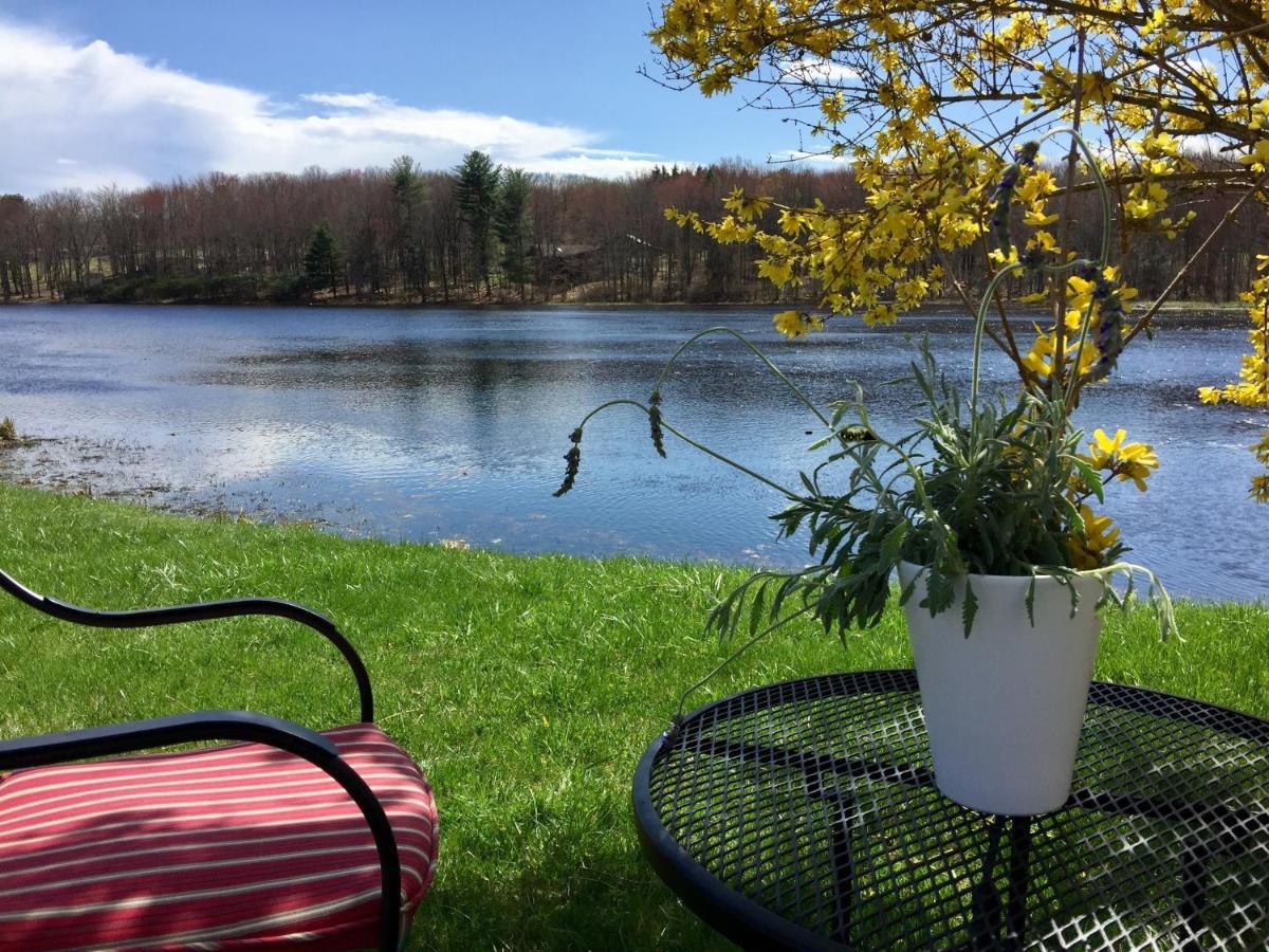 Lake Moc A Tek Inn Lakeville Экстерьер фото