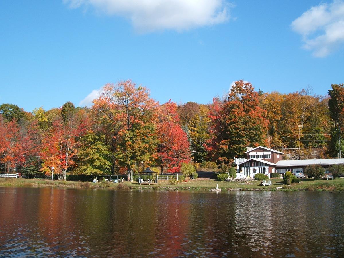 Lake Moc A Tek Inn Lakeville Экстерьер фото