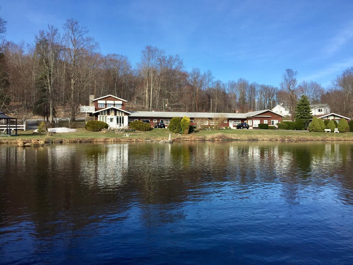 Lake Moc A Tek Inn Lakeville Экстерьер фото