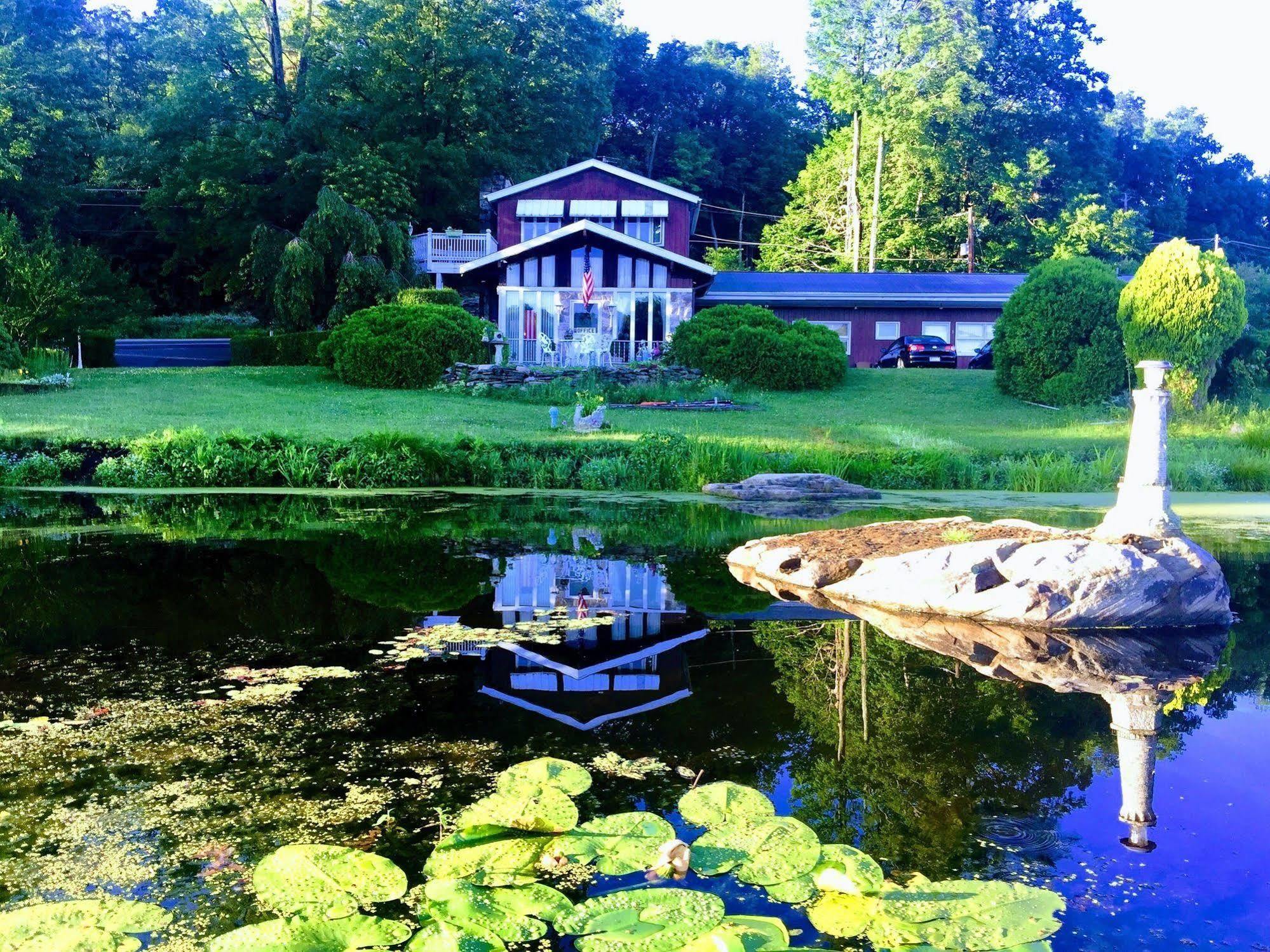 Lake Moc A Tek Inn Lakeville Экстерьер фото